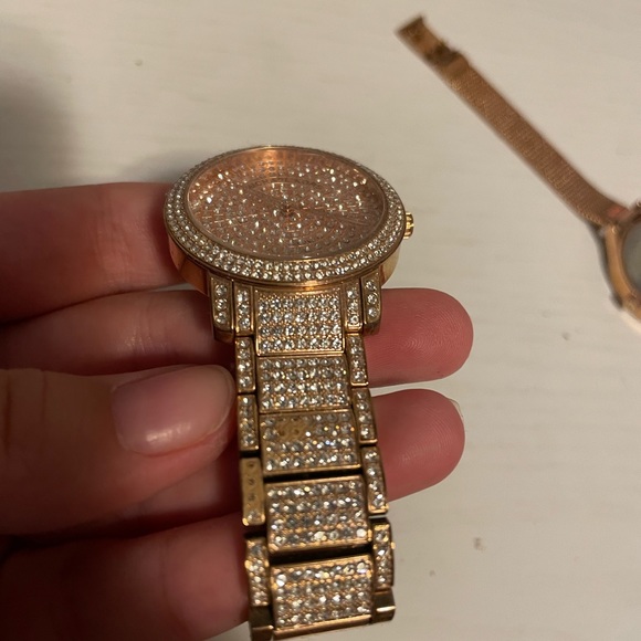 Michael Kors rose gold sparkly watch - Picture 2 of 6